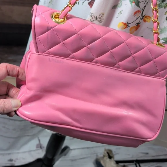 Chic Pink Quilted Shoulder Bag with Chain Strap - Picture 4 of 7